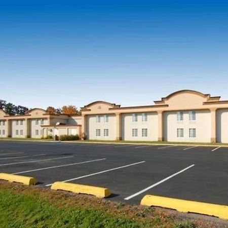 Quality Inn & Suites Данвілл Екстер'єр фото