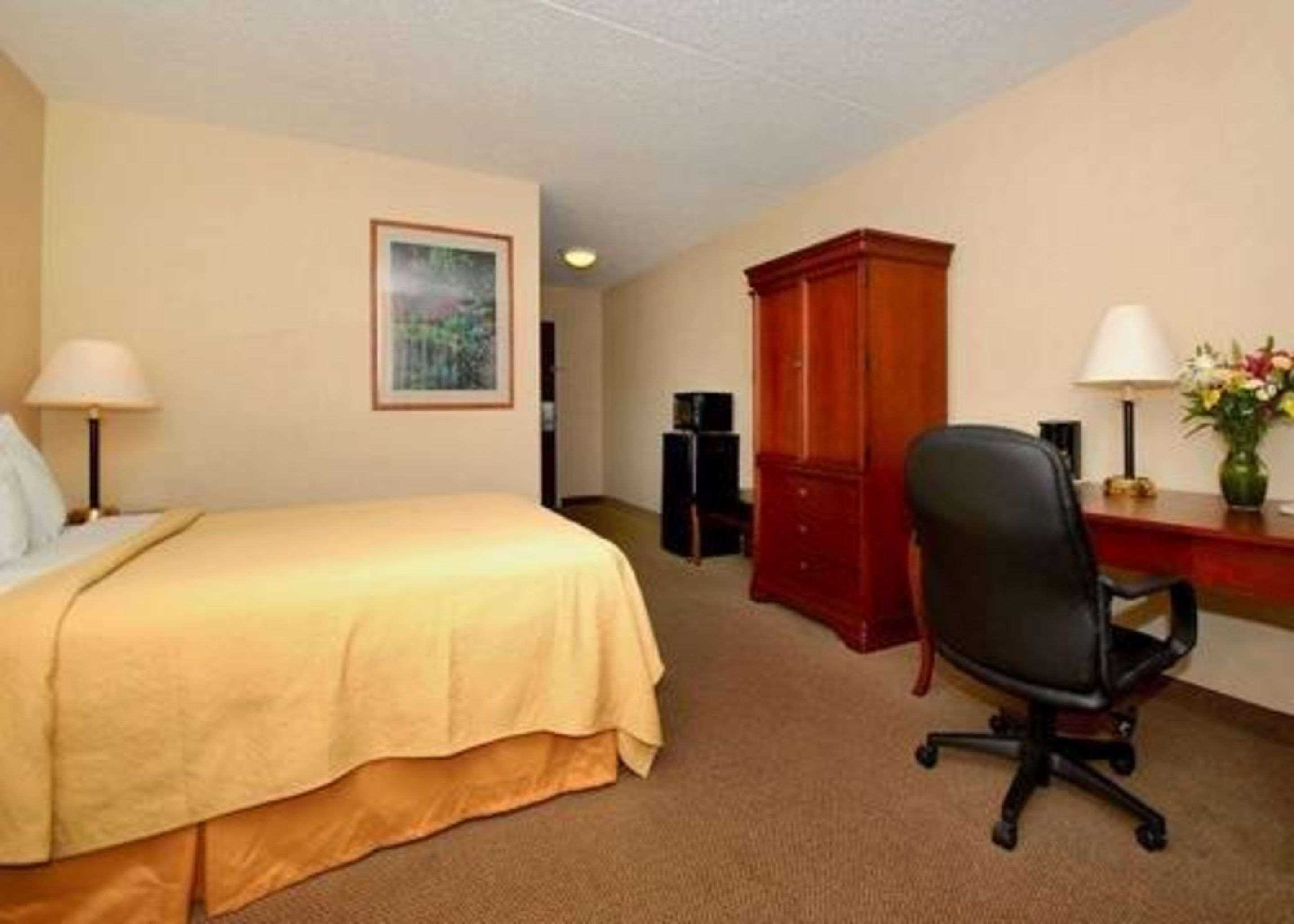 Quality Inn & Suites Данвілл Екстер'єр фото